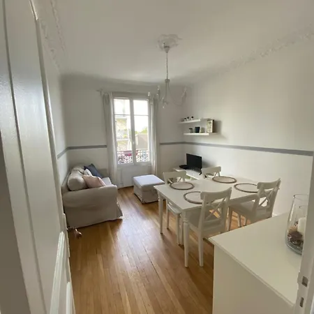 Appartement Saint-Maur-Des-Fosses Apartment *